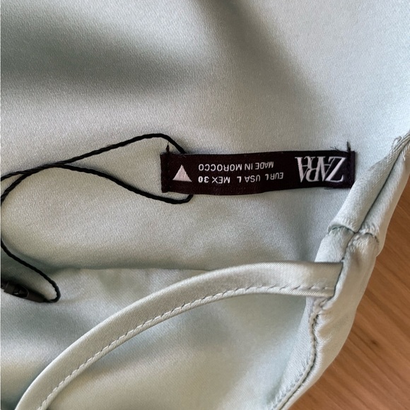 Zara Mint Green Satin Top - Picture 2 of 6
